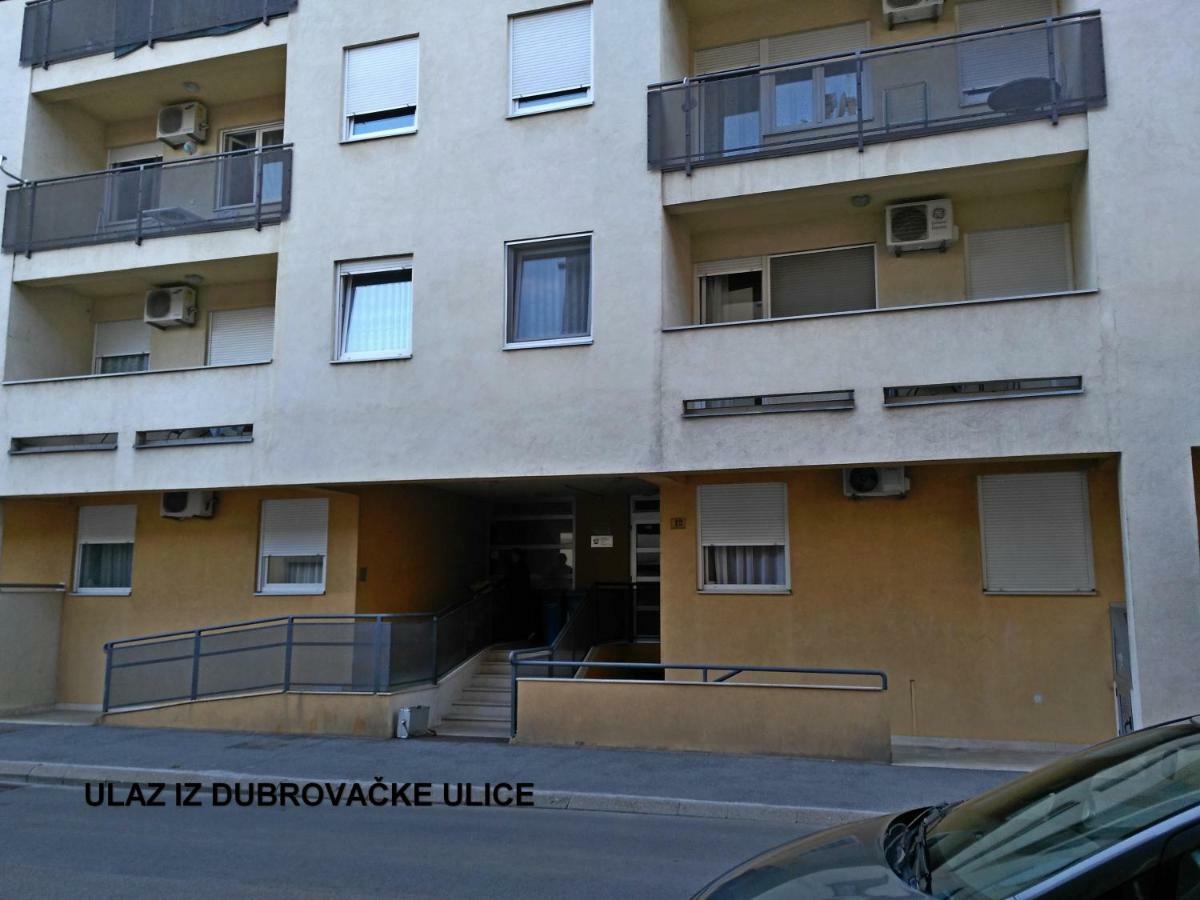 Time Keeper - Self Check In Apartamento Osijek Exterior foto