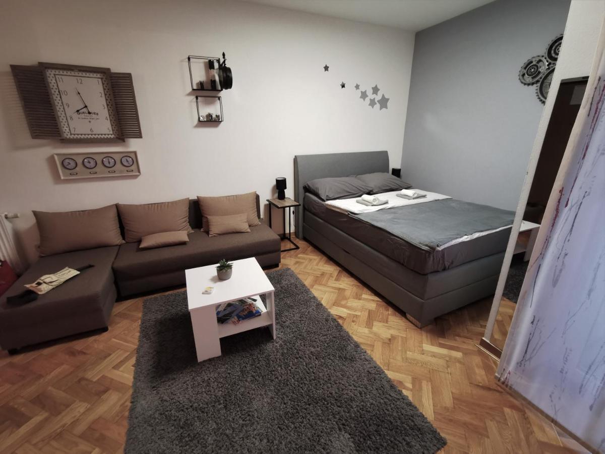 Time Keeper - Self Check In Apartamento Osijek Exterior foto
